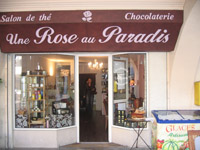Une Rose au Paradis, le salon de th tenu par Dany Jeury