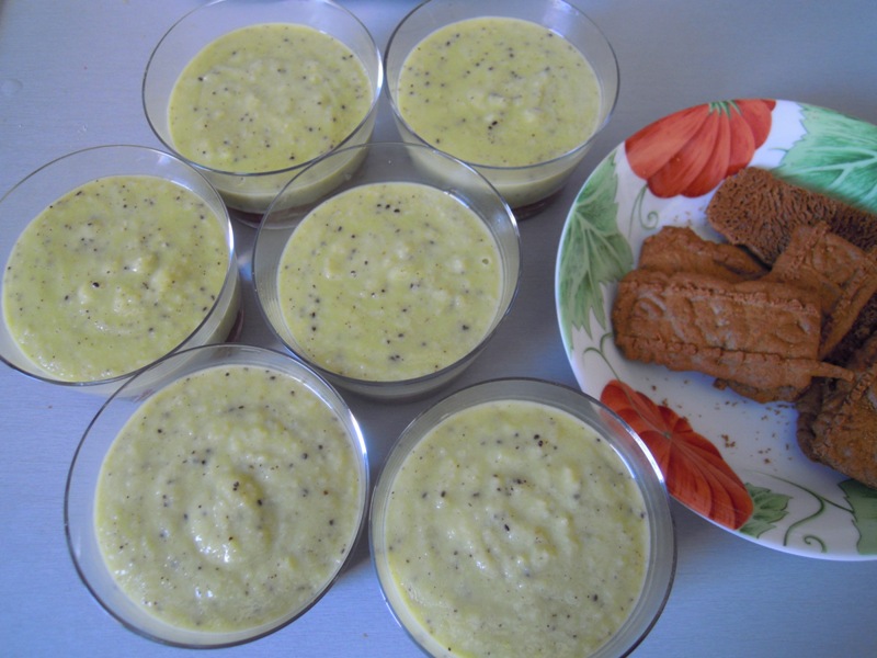 Verrines avec la crème kiwi-coco