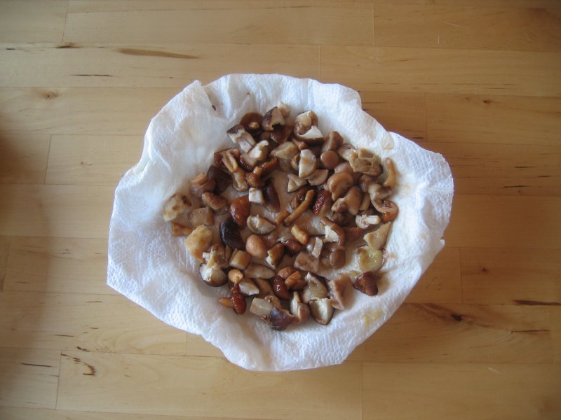 les champignons en morceaux